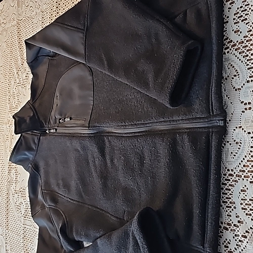 Men's CB black fleece zip front jacket